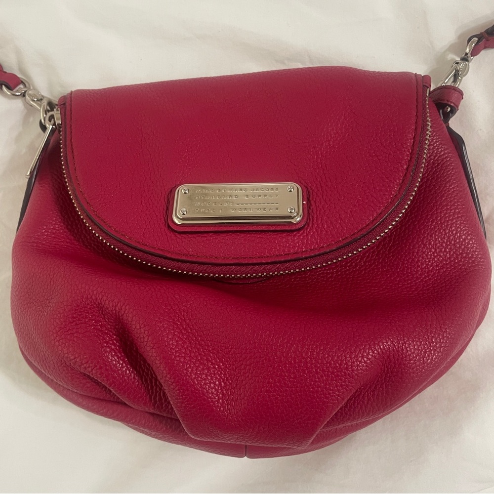 Marc by Marc Jacobs Classic Q Natasha Crossbody Bag hot pink fuchsia color